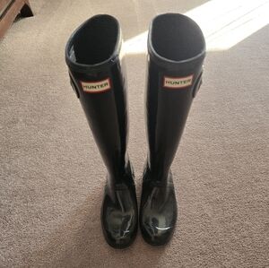 Brand new tall Hunter boots